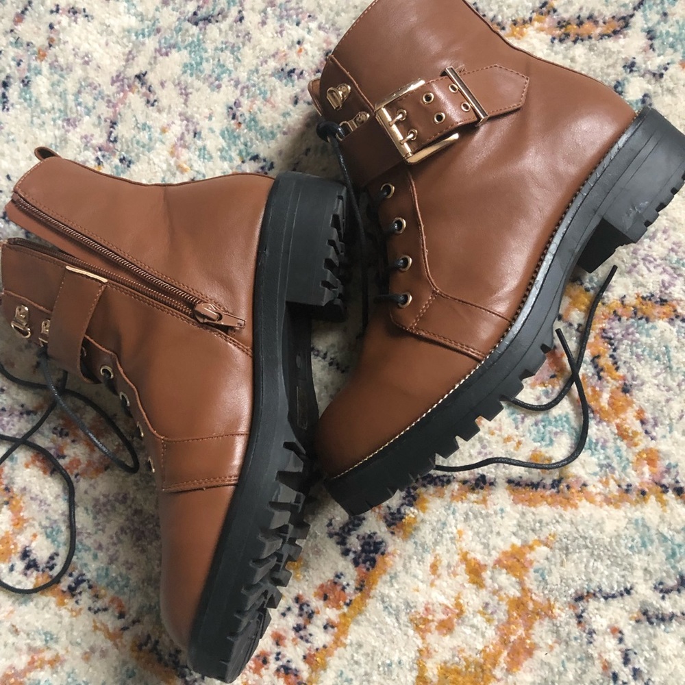 ASOS combat boots/ Size 9